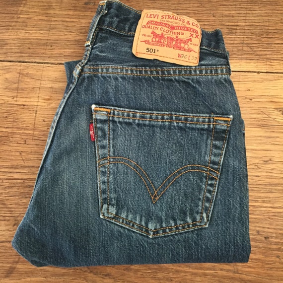 Levi s 501 Vintage W26 L32 Actual Size Measured size Actual Measured W25 32fr L31 78.5cm Very Good Condition Super Patina Etsy Denmark