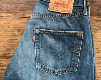 Levi's 501 90s Vintage W28 L32 Size Measured/actual Size Measured