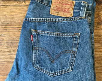 Levi s 501 Vintage W32 L32 Actual Size Measured size Actual Measured W31 40fr L31.5 81cm Good Condition Etsy