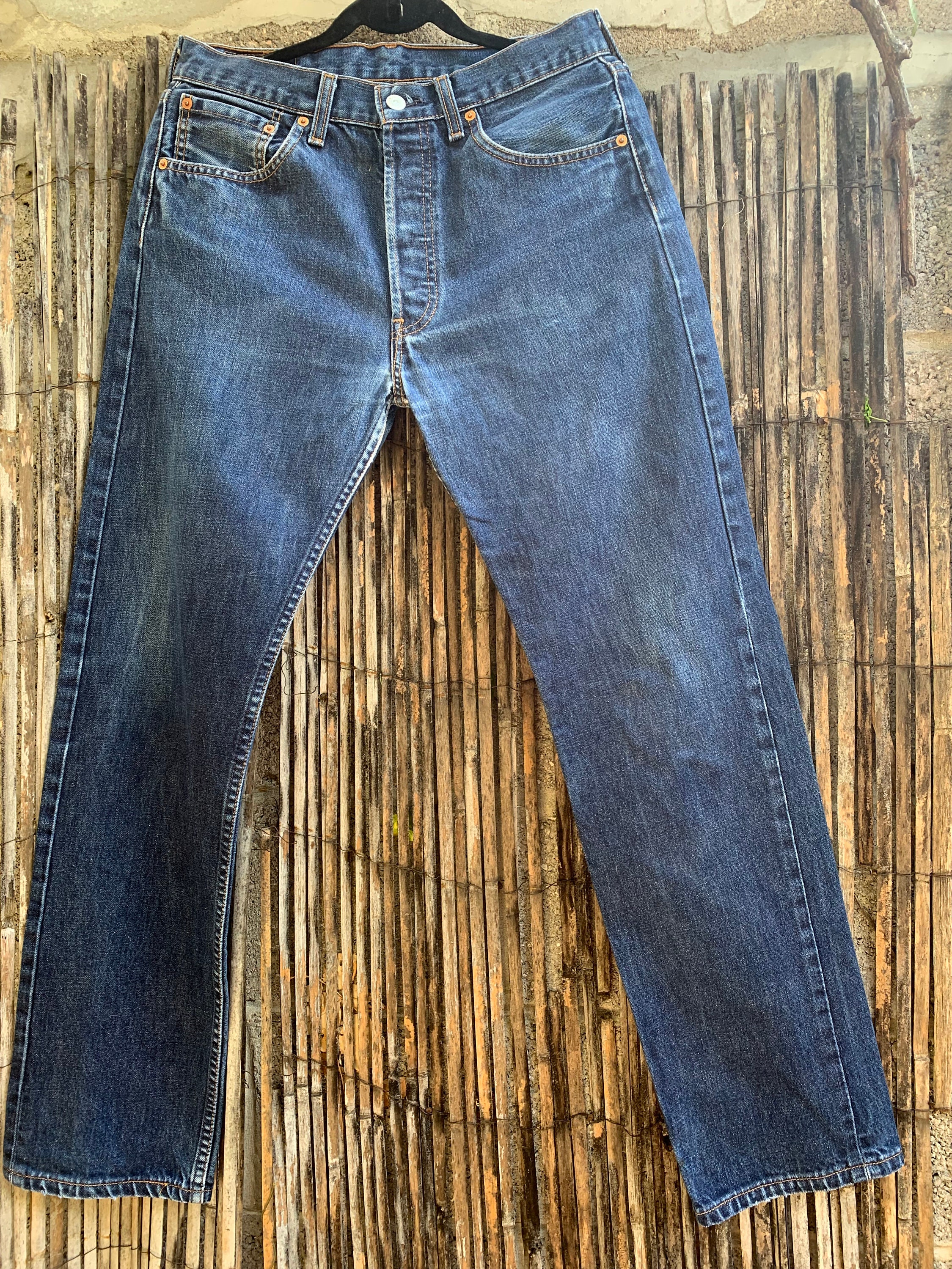 Levi's 501 90s Vintage W32 L32 Actual Size Measured/taille Levi's 501 90s Vintage W32 L32 Actual Size Measured/taille