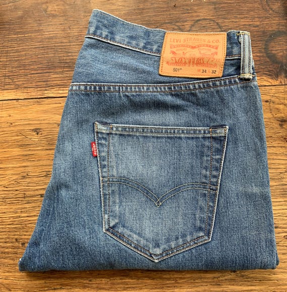 Levi s 501 Vintage W34 L32 Actual Size Measured taille Reelle Mesured W35 45fr L32 81cm Very Good Condition Etsy