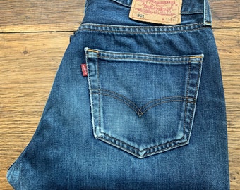 Levi's 501 90s Vintage W32 L34 Actual Size Measured/Taille Réelle Mesurée W31-40Fr L33-83cm EXTRA Long ! Good Condition ! Whiskers Patina !