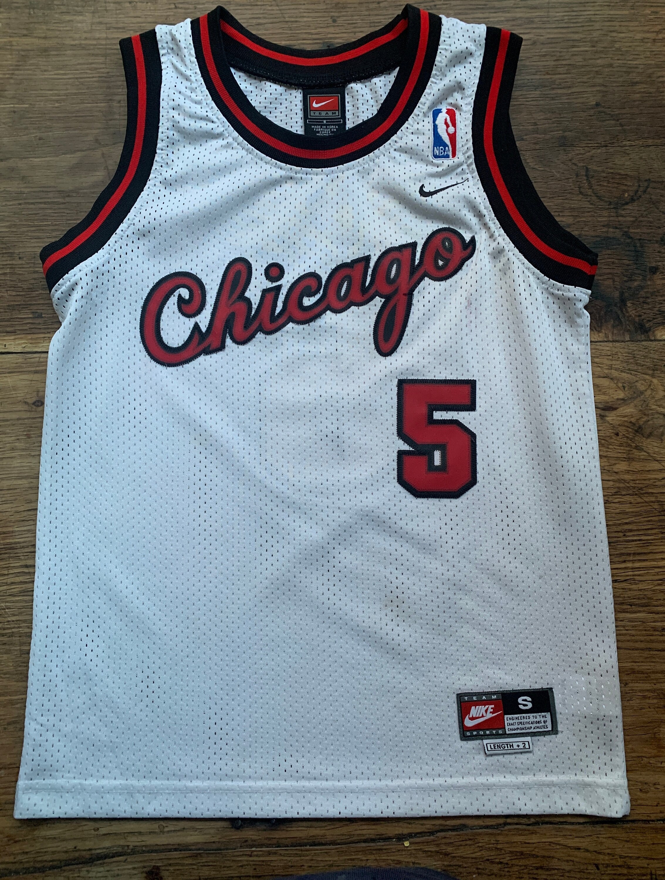 Maillot basket NBA San Antonio Spurs Away swingman signé et dédicacé Tony  Parker