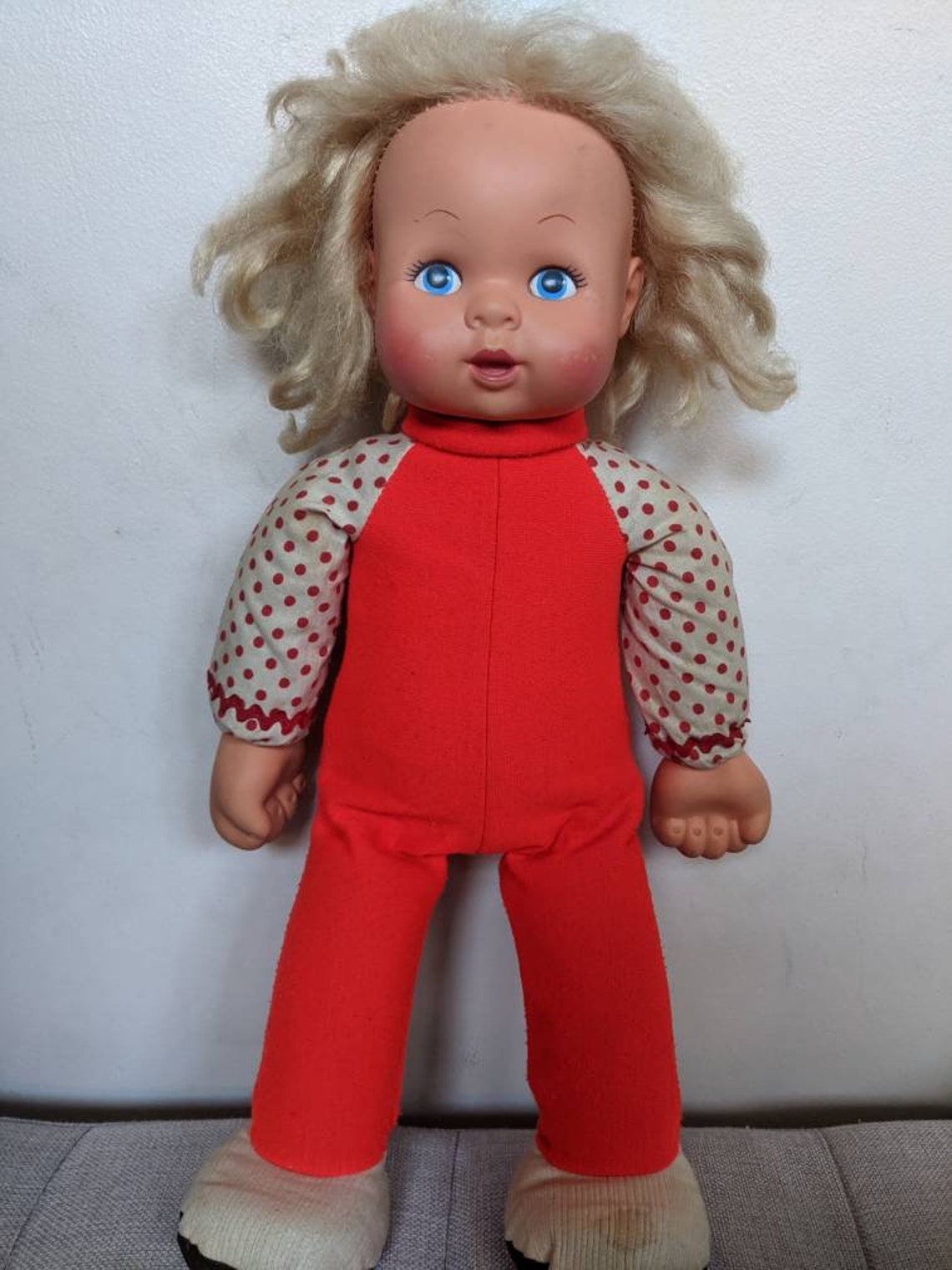 1975 Hasbro Walking Baby Loves You Doll 19 Vintage Etsy
