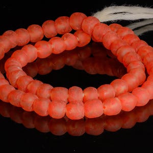 Recycled Glass Beads from Ghana M00423 - reddish pink