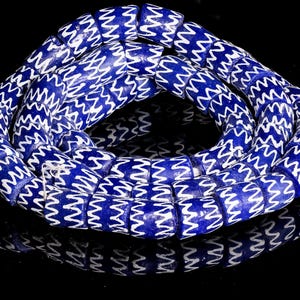 Recycled Glass Beads from Ghana - blue with white zig zag pattern - M00398