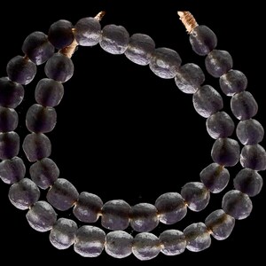 A 23&quot; Strand of Recycled Glass Beads from Ghana, Charcoal M00017