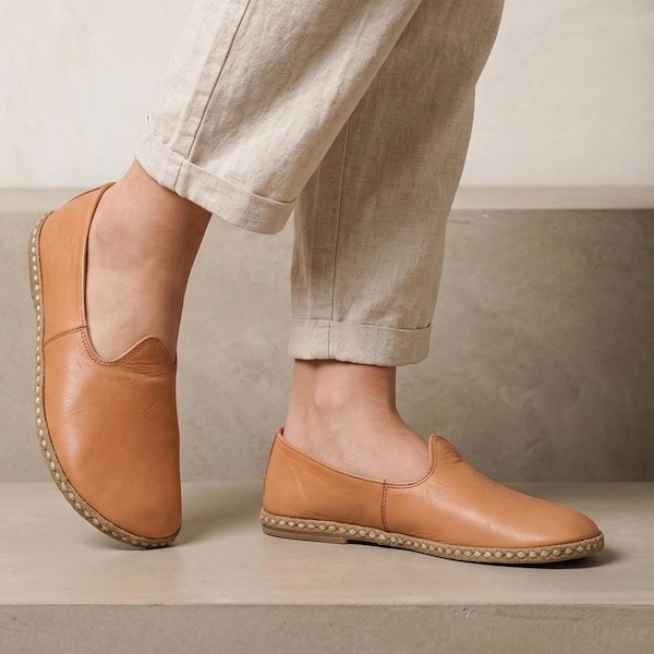 Horizon, scarpe da donna con punta larga, mocassini comodi e autentici, interamente in pelle, calzature piatte