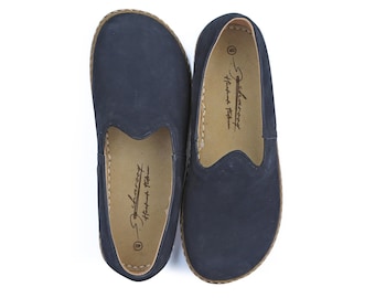 Women&#39;s Barefoot Comfort Loafer, Nubuck Leather Authentic House Shoes, Wide Toe Box Navy Blue Traditional Stylish Gift, Made To Order Loafer