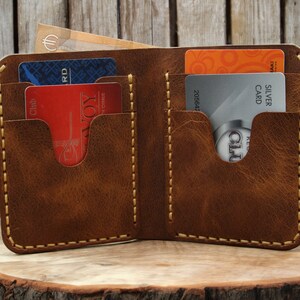 Cartera compacta marrón de cuero genuino, cartera 100% artesanal, billetera personalizada, regalo de cuero para pareja, regalo familiar, regalo para hombres