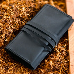 Porta tabacco in vera pelle nera, porta tabacco artigianale in vera pelle, regalo unico e personalizzato in pelle per amici, famiglia, coppia