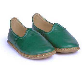 Comodidad de cuero genuino hecho a mano, color verde aguacate auténticos zapatos de casa de regalo, zapatos planos tradicionales yemeníes, regalo para hombres para mujeres