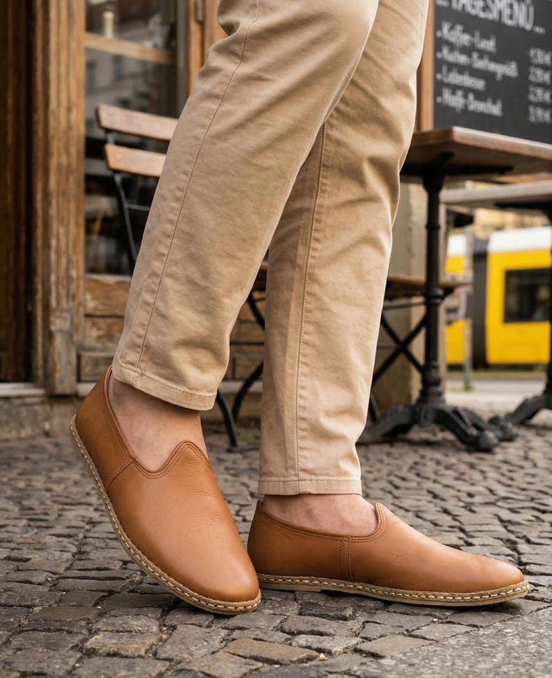 Men's Comfort Flat Leather Travel Shoes, Tan Color Zero Drop Slip Ons, Traditional Yemeni Loafer image 3