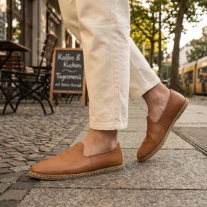 Men's Comfort Flat Leather Travel Shoes, Tan Color Zero Drop Slip Ons, Traditional Yemeni Loafer image 6