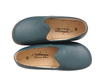 Horizon, Women&#39;s Wide Toe Box Pine Green Comfy Shoes, Genuine Leather Flat Yemeni Loafer, Authentic Barefoot House Shoes, Traditional Gift,