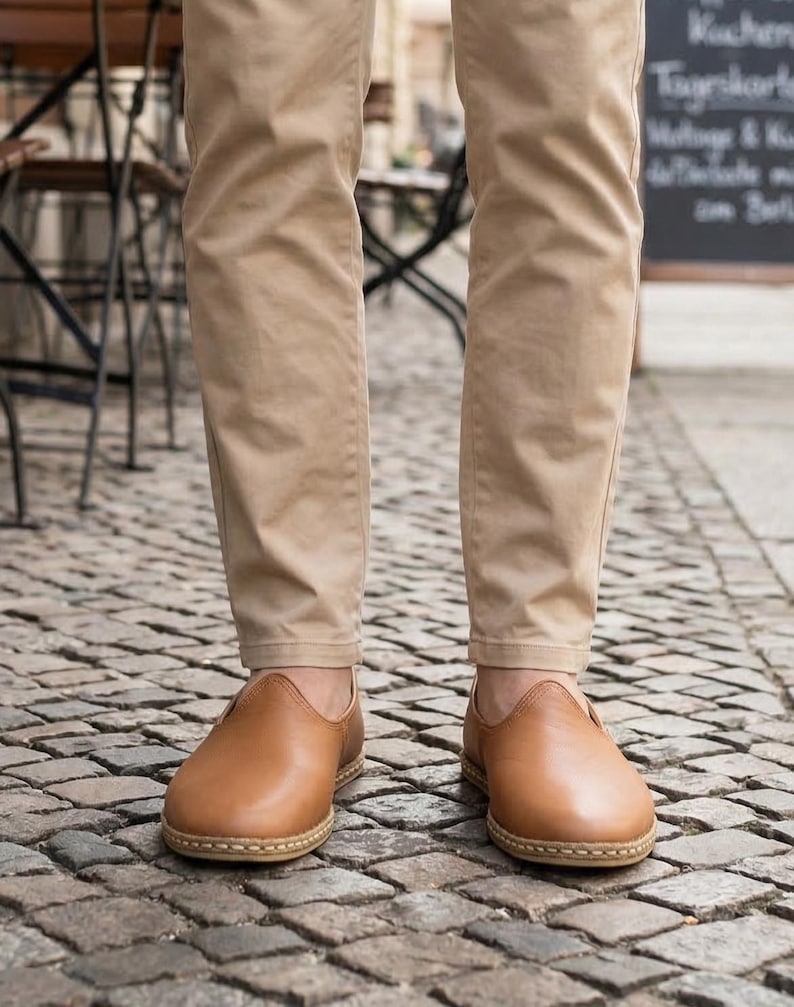Men's Comfort Flat Leather Travel Shoes, Tan Color Zero Drop Slip Ons, Traditional Yemeni Loafer image 5