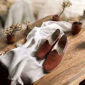 Heritage, Men's Caramel Brown Yemeni Shoes, Genuine Leather Comfort Zero Drop Authentic Loafer image 9