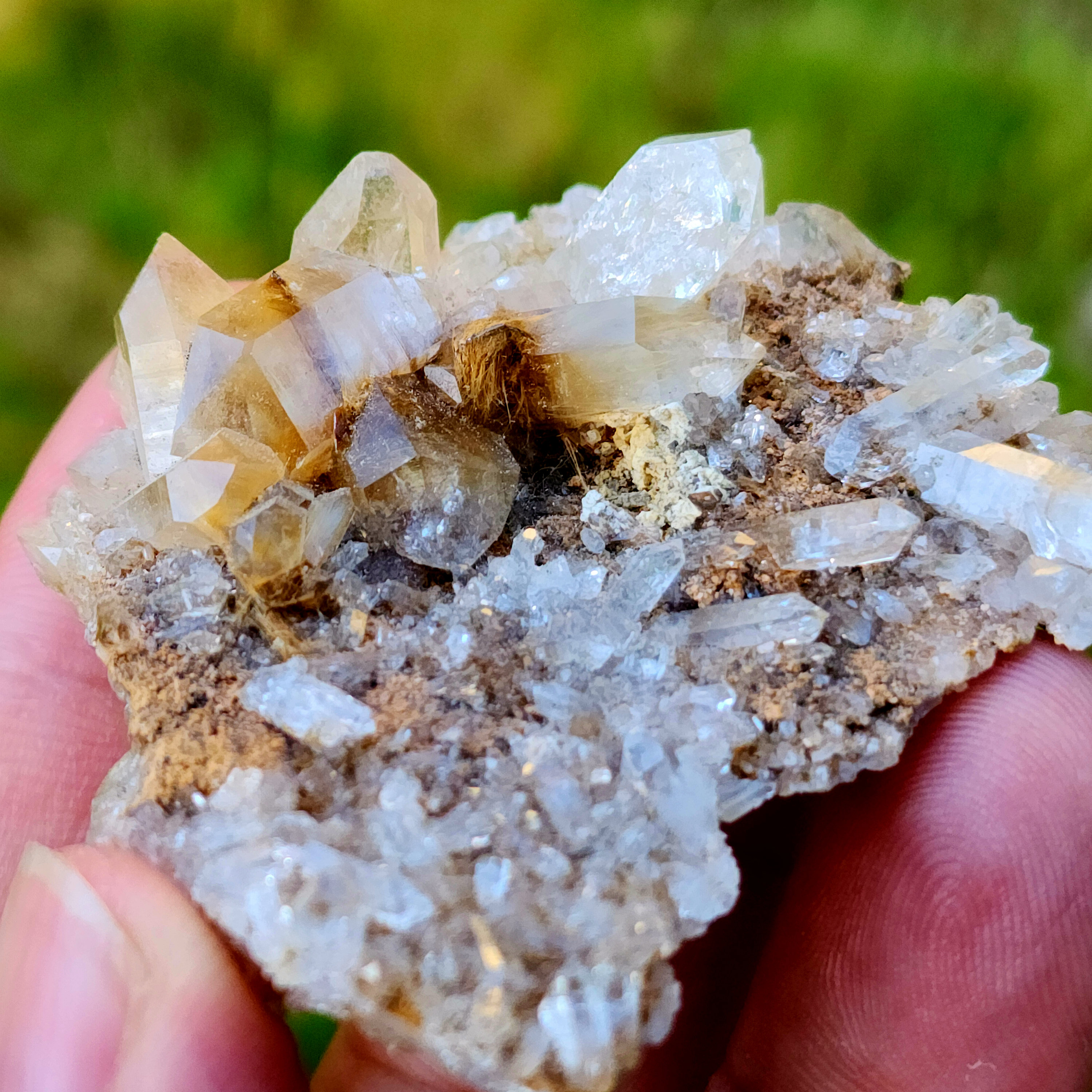 68g12 NATURAL Brookite in Quartz Silver Rutile Dragonfly