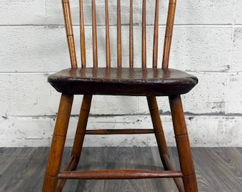 Antique American Windsor Farmhouse Style Plank Seat Dining Chair