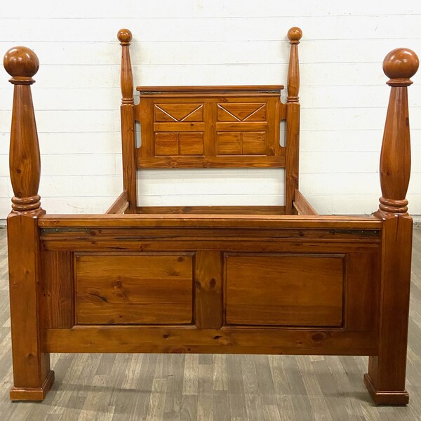 Vintage Queen Size Pine Paul Bunyan Style Poster Cannonball Bed