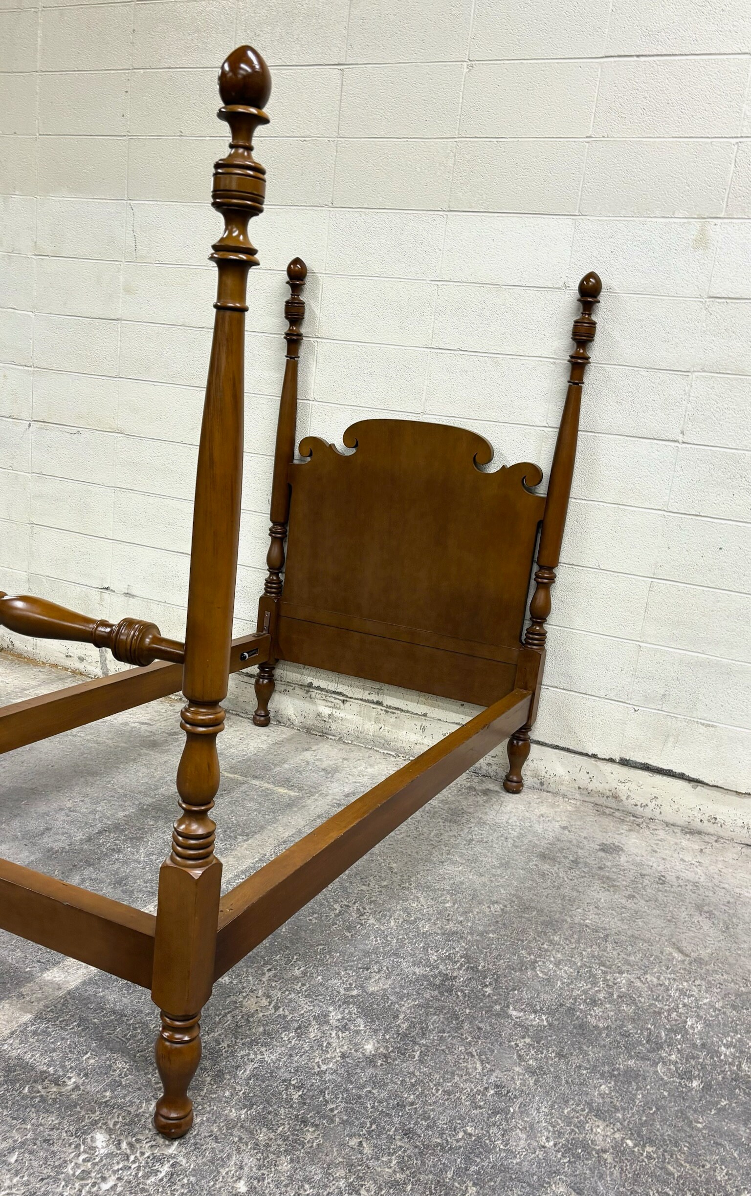 Vintage Colonial Style Moosehead Twin Size Four Poster Bed - Etsy