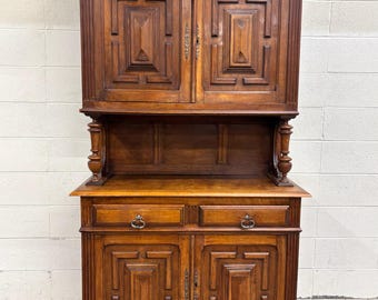 Buffet Deux Corps de dos piezas estilo Henri II antiguo renacentista francés antiguo