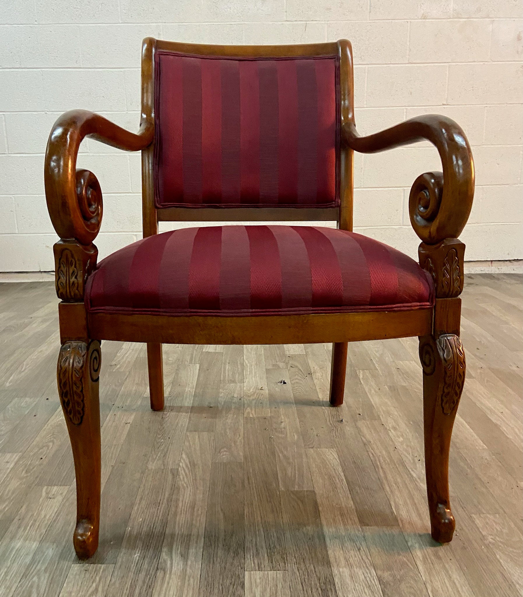 Upholstered King Louis Back Arm Chair Fairfield Chair Leg Color: Montego Bay, Upholstery Color: 3156 Linen