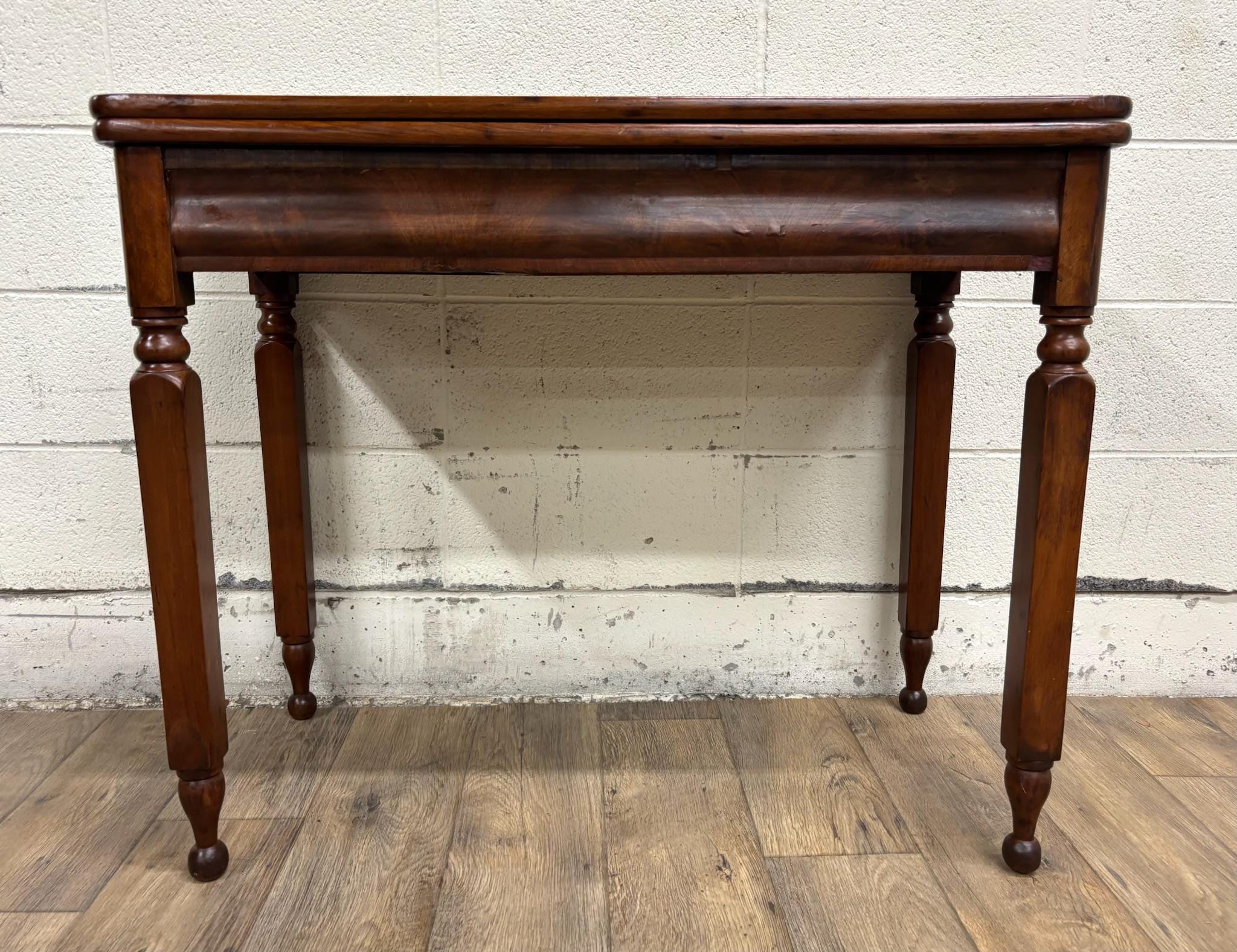 Antique Federal or Sheraton Style Folding Top Flip Top Game Table