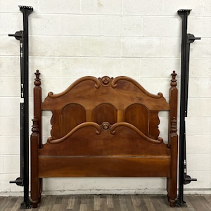 Vintage Full Size Victorian Style Low Poster Bed