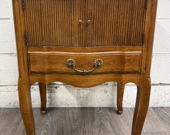 Vintage Davis Cabinet Company French Country Oak Nightstand Side Table