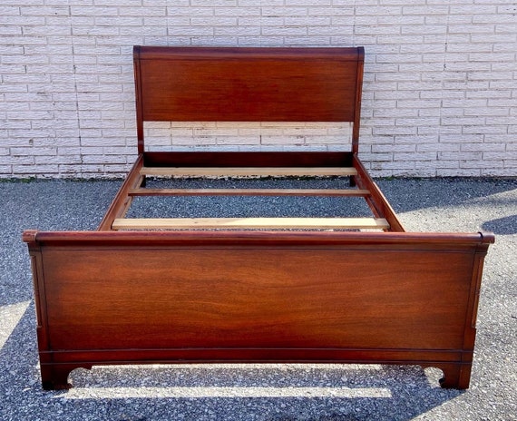 Antique cherry sleigh bed deals