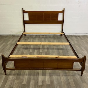 Vintage Mid Century Modern MCM Full Sized Bed - Etsy