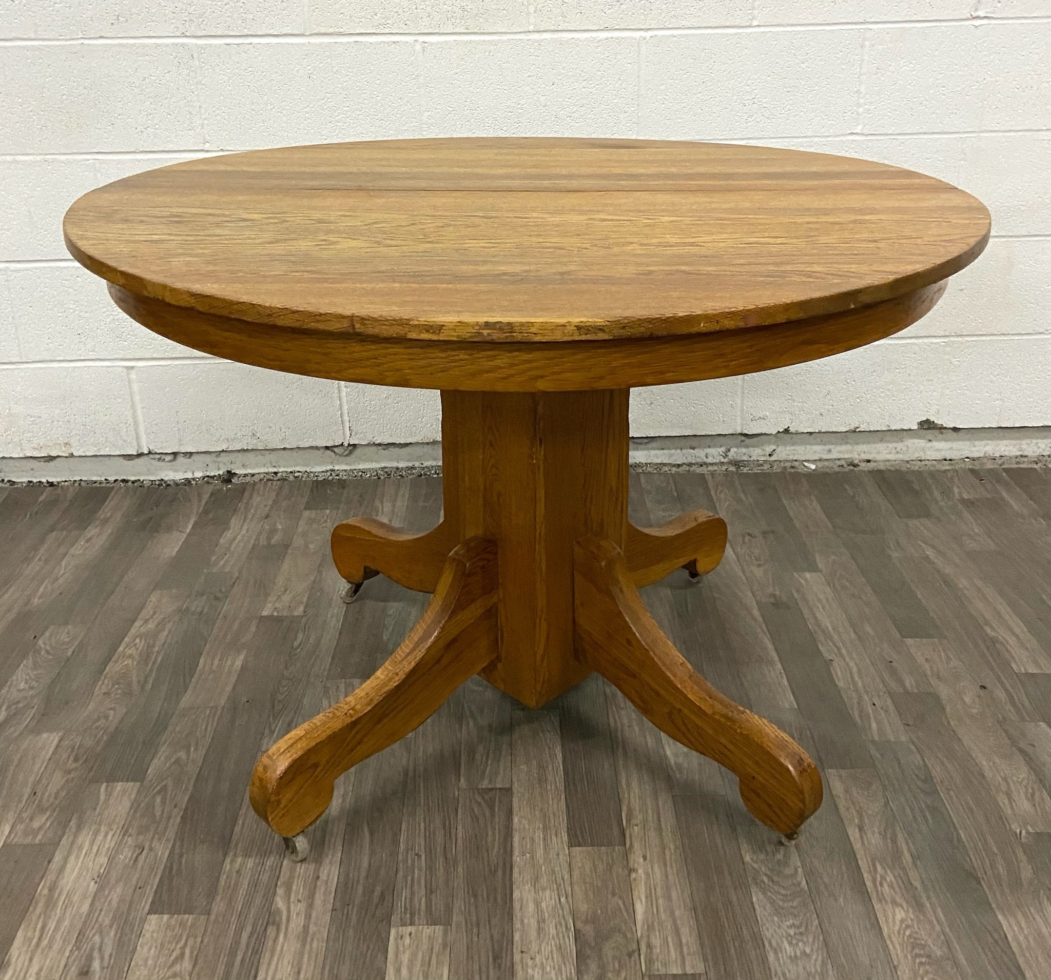 Vintage oak pedestal table discount