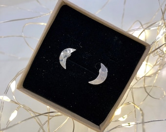 Crescent Moon Earrings - Moon Phase Earrings / Celestial Earrings / Moon Phase Jewellery / Half Moon Earrings / Moon Stud Earrings