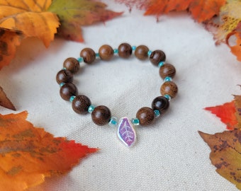 WOOD+LEAF beaded stretch bracelet with seed beads and glass leaf | Four colors available