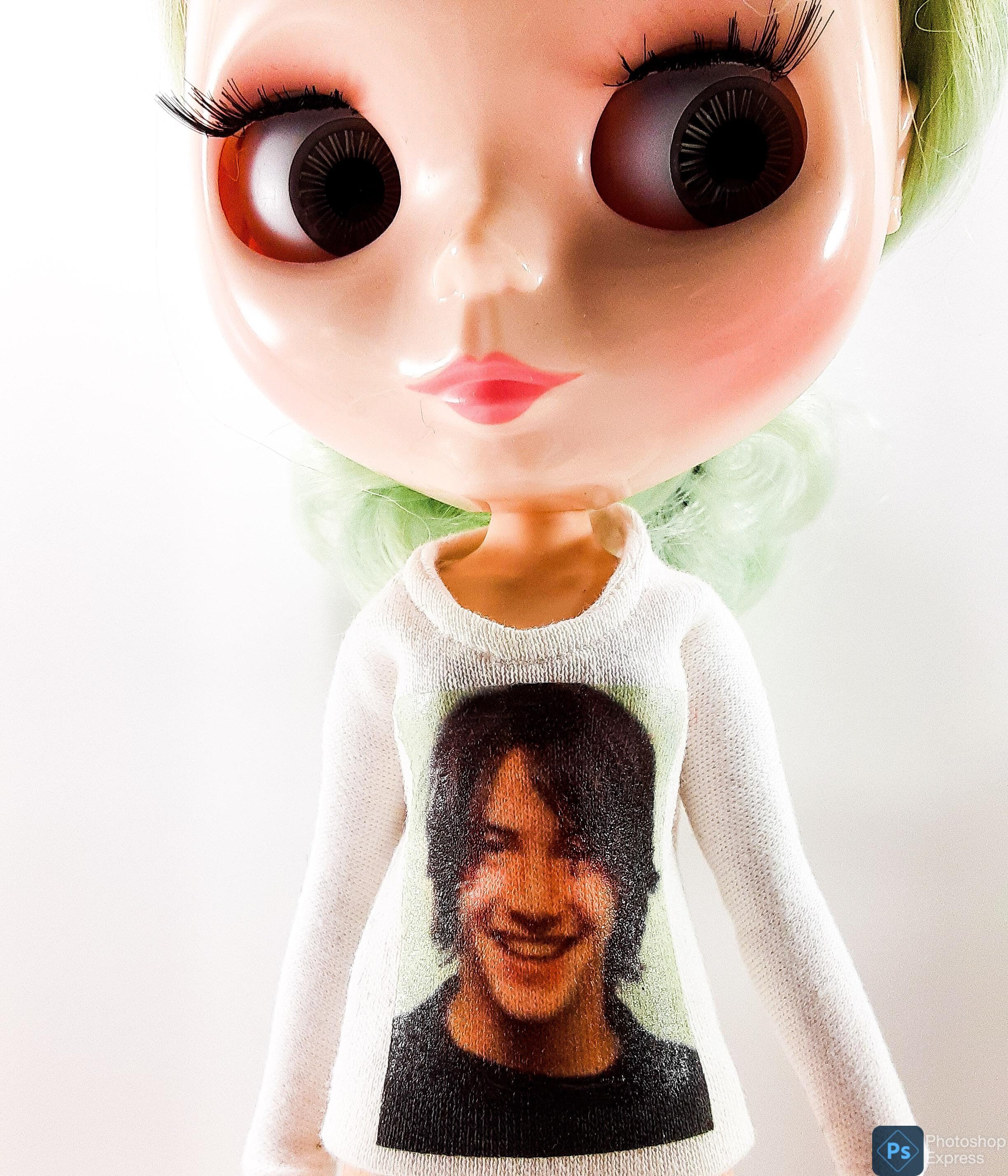 keanu reeves sex doll Keanu Reeves made out with Carl Marotte and it's everything main image 0