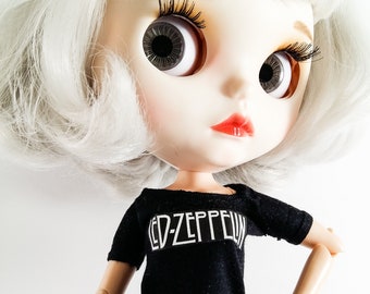 Blythe Doll T-Shirt: LED ZEPPELIN Graphic Tee