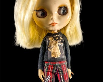 Blythe Long Sleeve Punk T-Shirt  SHEENA PUNK ROCKER  ,Petite Blythe Middie Blythe Tshirt, Licca Doll Tshirt, Blythe Fashion, Blythe Clothes