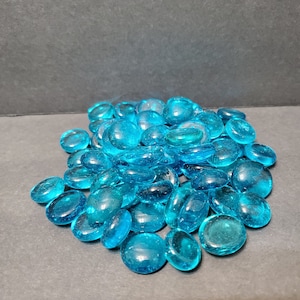 Farbige Glassteine, türkisblaue Murmeln, dekorative Akzentkiesel, Soil Topper Stones, Vasenfüller, bunte Edelsteine, 10 Unzen