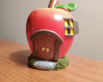 Apple Fairy House, Miniature House, Fairy Garden Crafts, Fairy Garden accessories, tiny garden decor