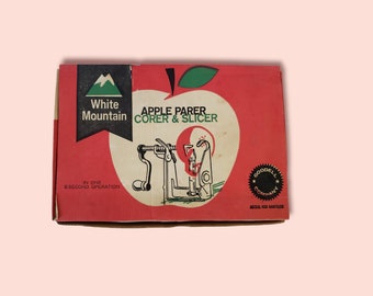 Vintage White Mountain Apple Peeler Corer & Slicer