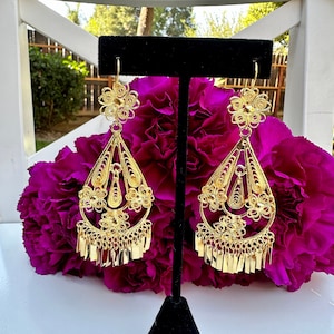 New! Folklorico Dance Mexican Gold Filigree Earrings, Tear Drop with Flowers