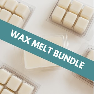 Peut inclure: Plusieurs paquets de cubes de cire parfum&eacute;e blanc cass&eacute; dans des emballages en plastique transparent sont pr&eacute;sent&eacute;s. L'image est en angle, montrant plusieurs paquets de fondants. Le texte "WAX MELT BUNDLE" est affich&eacute; sur l'image sur une banni&egrave;re turquoise.