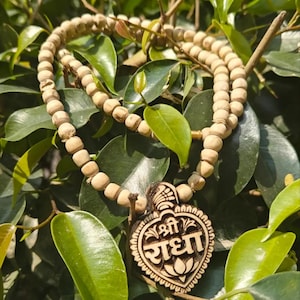 Shri Radha Tulsi Locket Mala: Vrindavan Kanthi Necklace