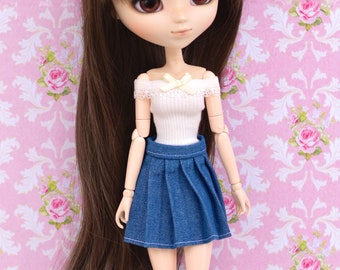 Cute set with a denim skirt and a white lace top for Pullip-dolls.