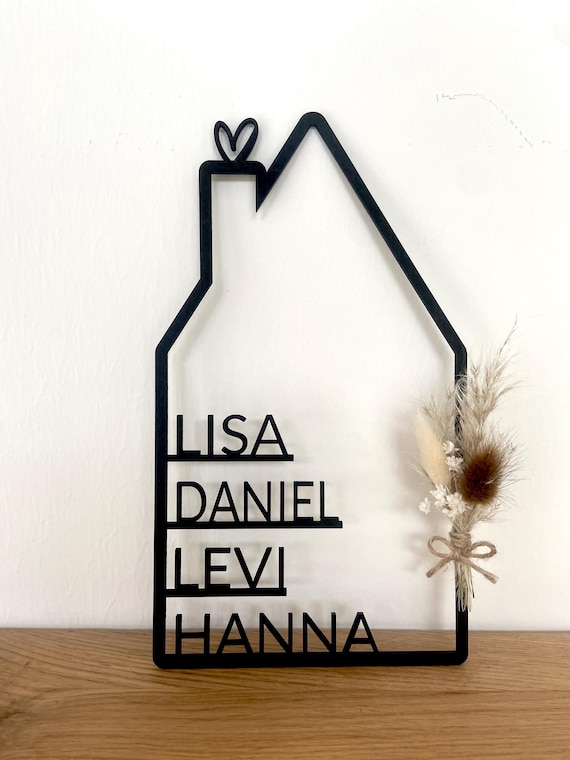 Personalisiertes Deko Holzhaus mit Trockenblumen – Geschenk mit Namen | Hochzeit, Einzug, Geburt, Einweihung, Familie, handgemachte Deko