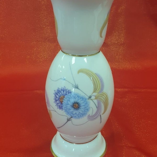 Amazing, "Rosenthal Germany Kunstabteilung Selb" flower vas