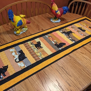 Halloween Kitty Silhouette gestepptes Tischläufer-Muster (PDF-Muster)