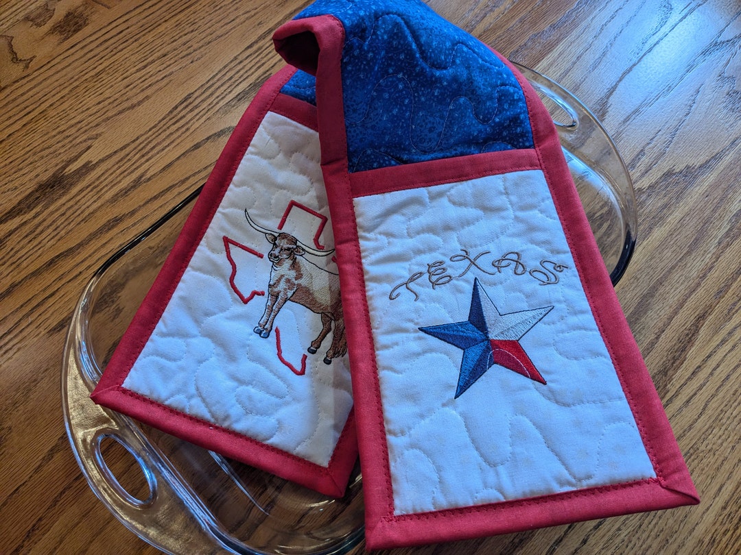 Gordon Dress Ancient Tartan Crest Oven Mitt And Pot Holder (2 Oven Mitts + 1 Pot Holder)