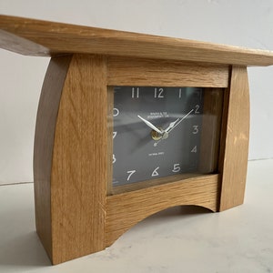 Art Deco-Stil Kaminuhr aus Holz in Eiche